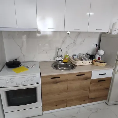 Sunny Apartment *
